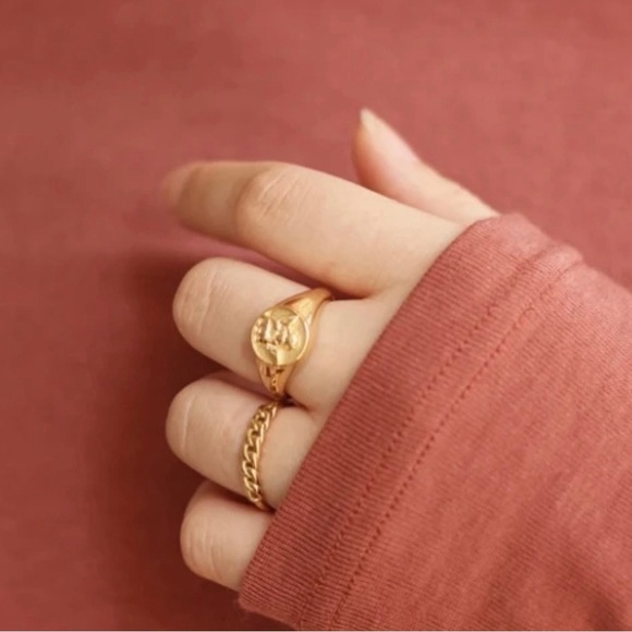 Inner Harmoni 18K Gold Plated Guardian Angel Gold Waterproof Ring - Picture 5 of 6